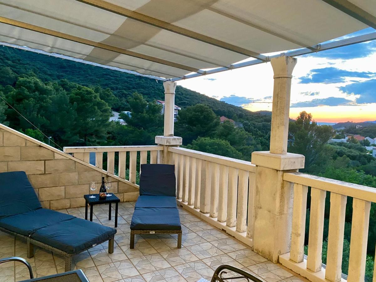 Apartmani Luka Zrnovo Esterno foto