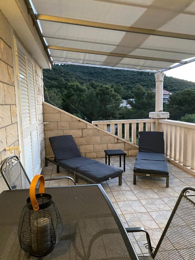 Apartmani Luka Zrnovo Esterno foto