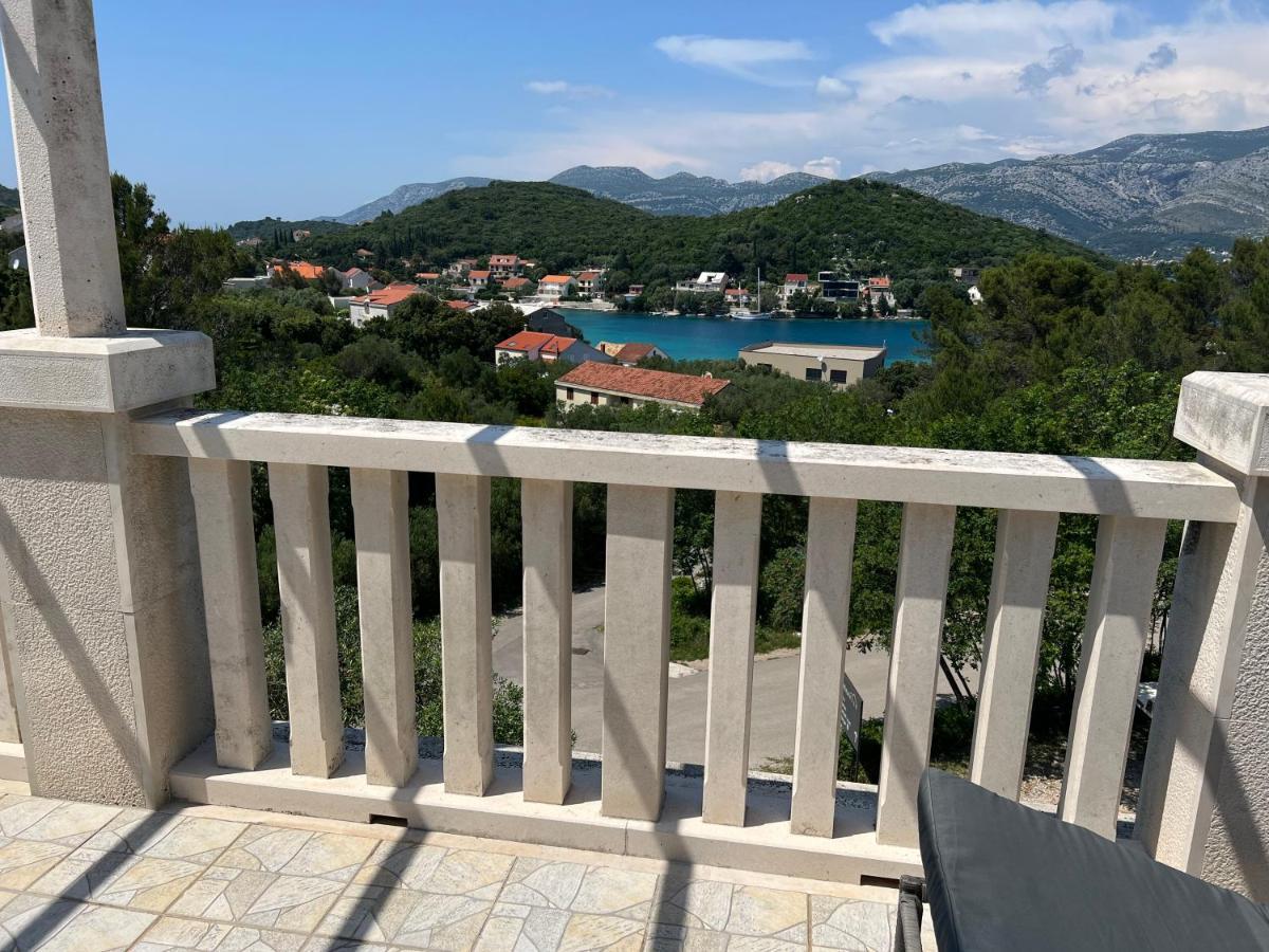 Apartmani Luka Zrnovo Esterno foto